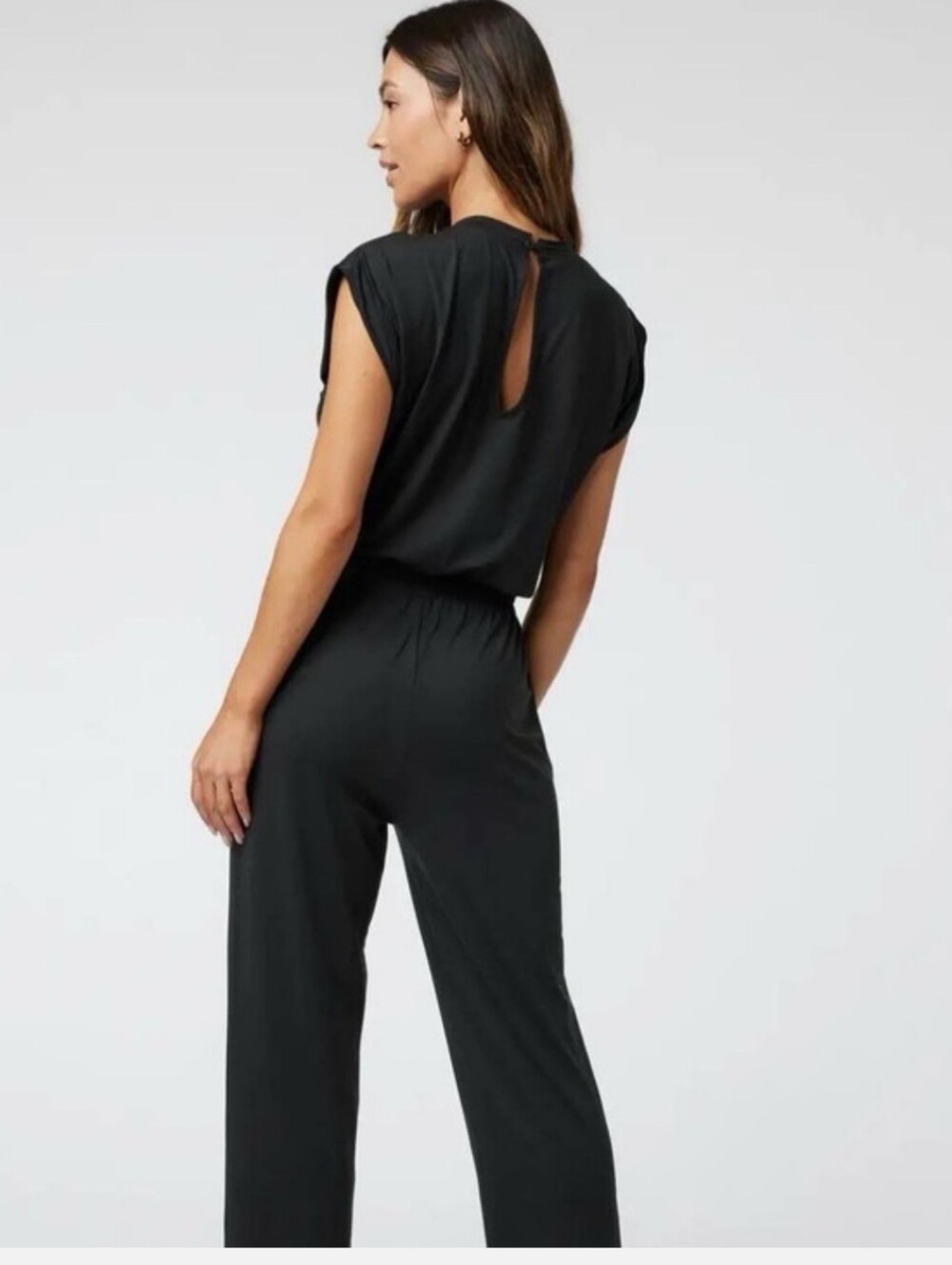 Vuori Short Sleeve Lux Crew Jumpsuit / Romper XS